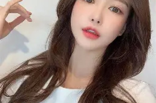 阿里敲钟人何宁宁：电商转型不是刻意的我想面包和精神兼得