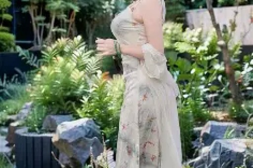 著名男星塌房！好友邀约保健聊天不堪入目全网心疼未婚妻